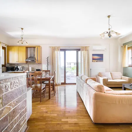 Luxury Evans 4br Sleeps 8 Near